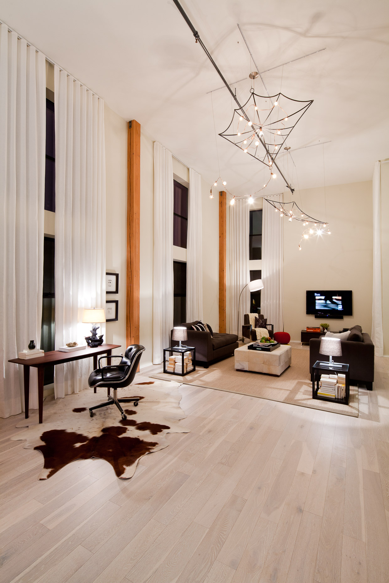 Interior architecture living room of modern loft residence in Los Angeles, California.  David Zaitz Photography.