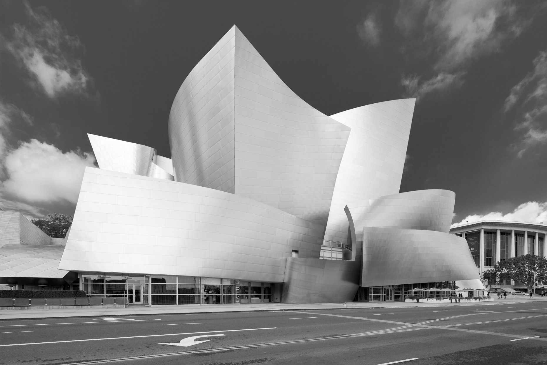 Walt Disney Concert Hall black and white architecture shot. Los Angeles, California.  David Zaitz Photography.